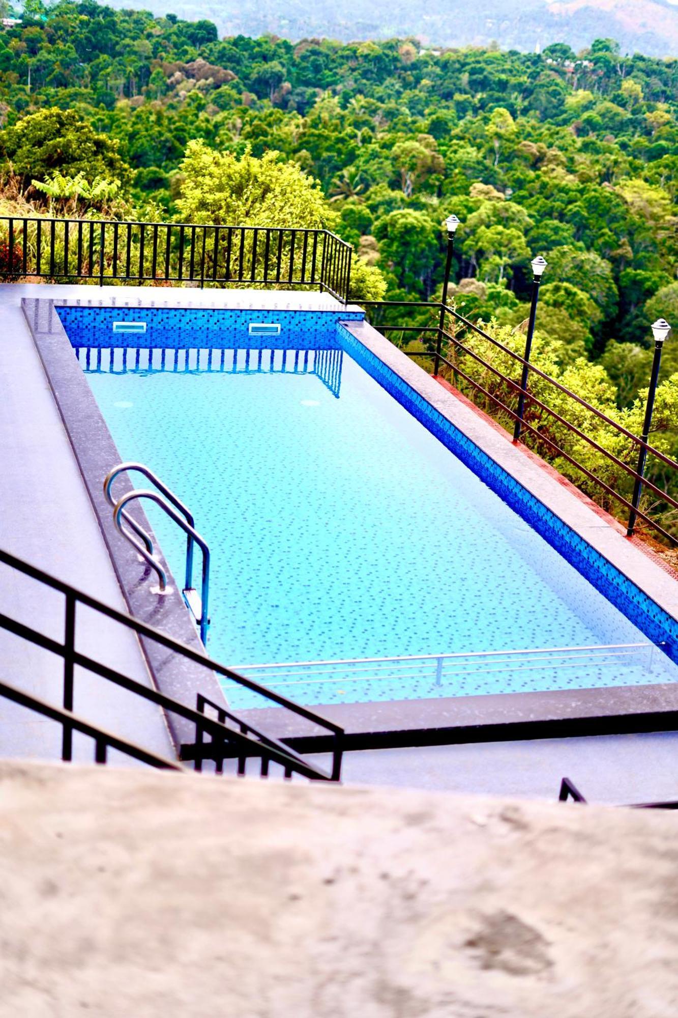 Paadi Holidays Ramakkalmedu Idukki Eksteriør bilde